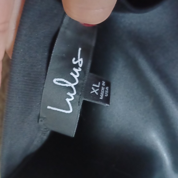 Lulus Deep in Thought Black Ribbed Shift Dress w/Asymmetrical Raw Hem -Sz xl - Picture 6 of 6